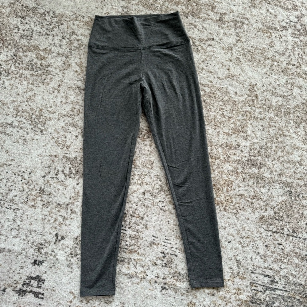 New without tags grey aerie  leggings
